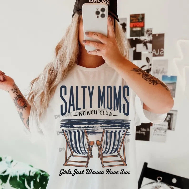 Salty Moms Beach Club -Girls just wanna have fun- DTF