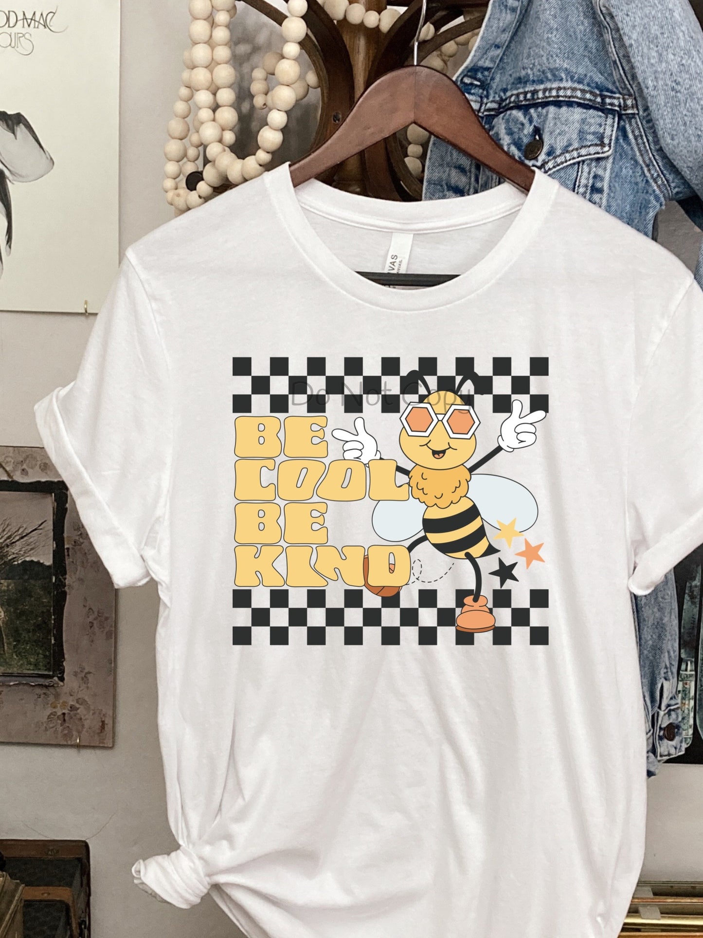 Be cool be kind Bee-DTF