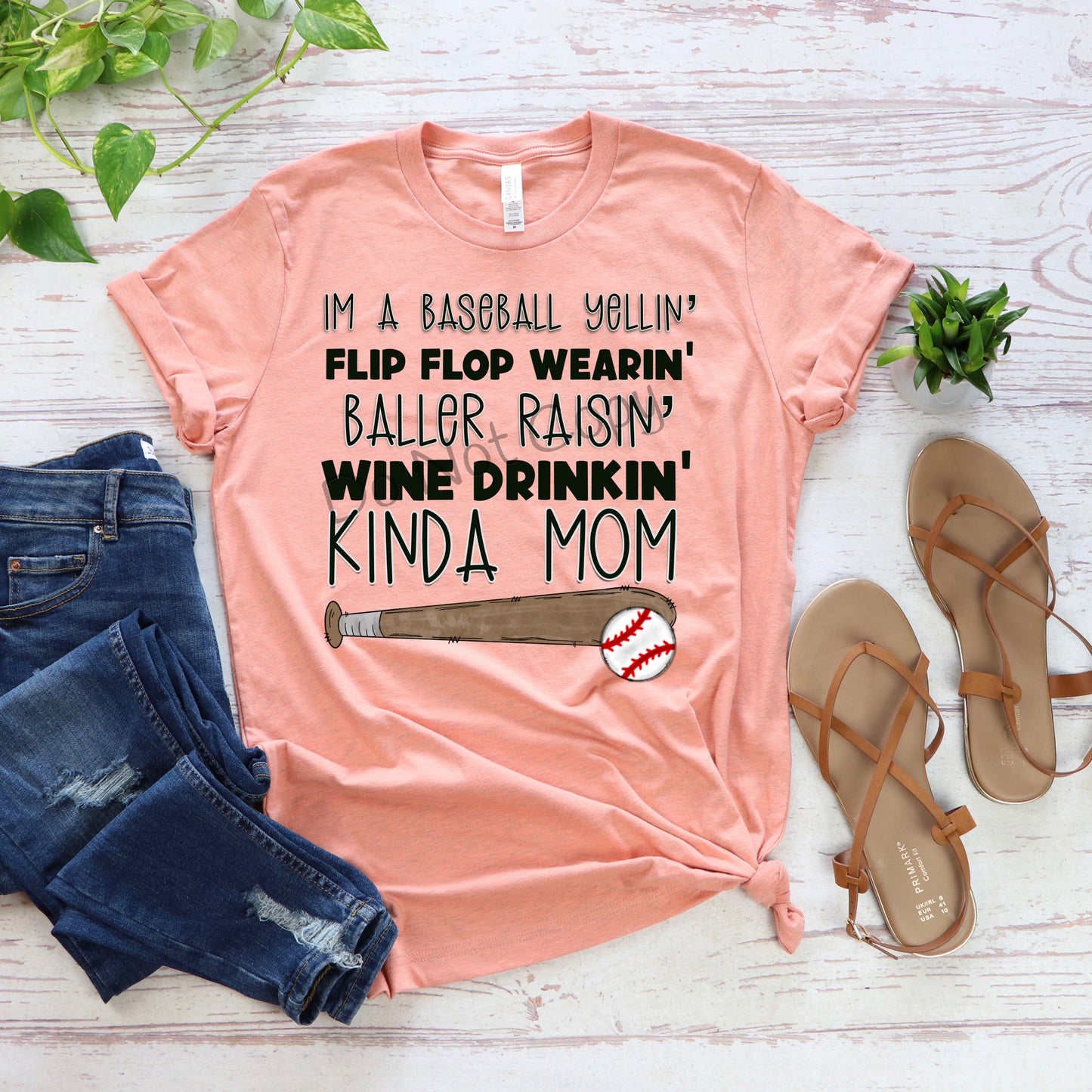 I’m a baseball yellin’ wine drinkin’ mom-DTF