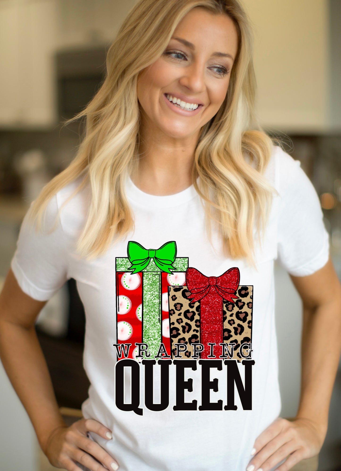 Wrapping Queen - DTF