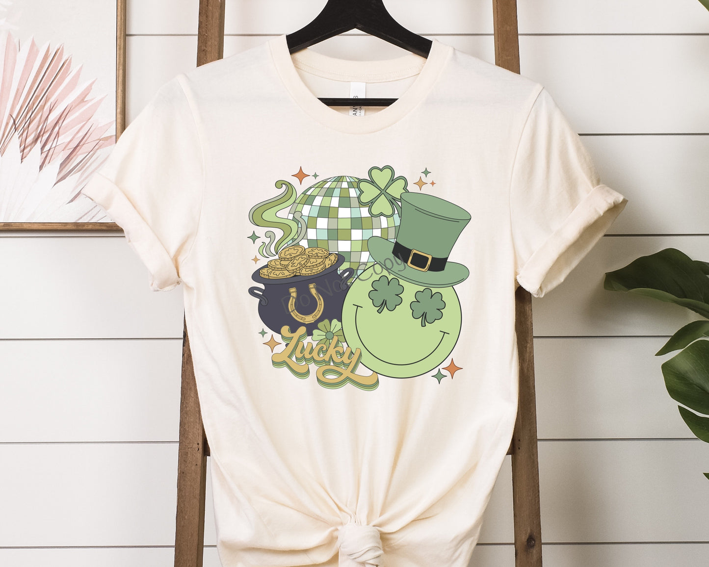 Lucky smiley with pot of gold-DTF