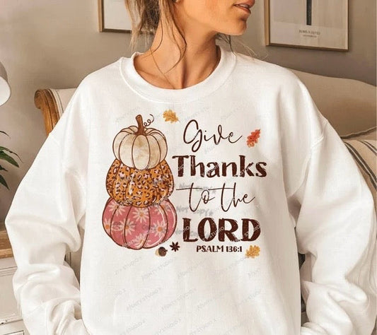 Give thanks to the Lord stacked pumpkins-DTF