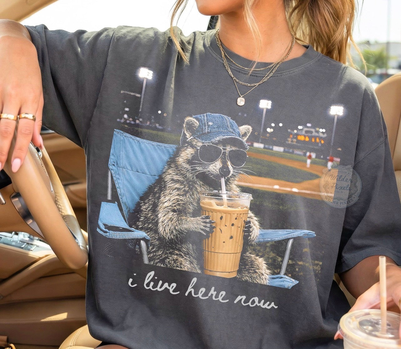 I live here now raccoon (NEEDS to go on dark shirt)-DTF&UV