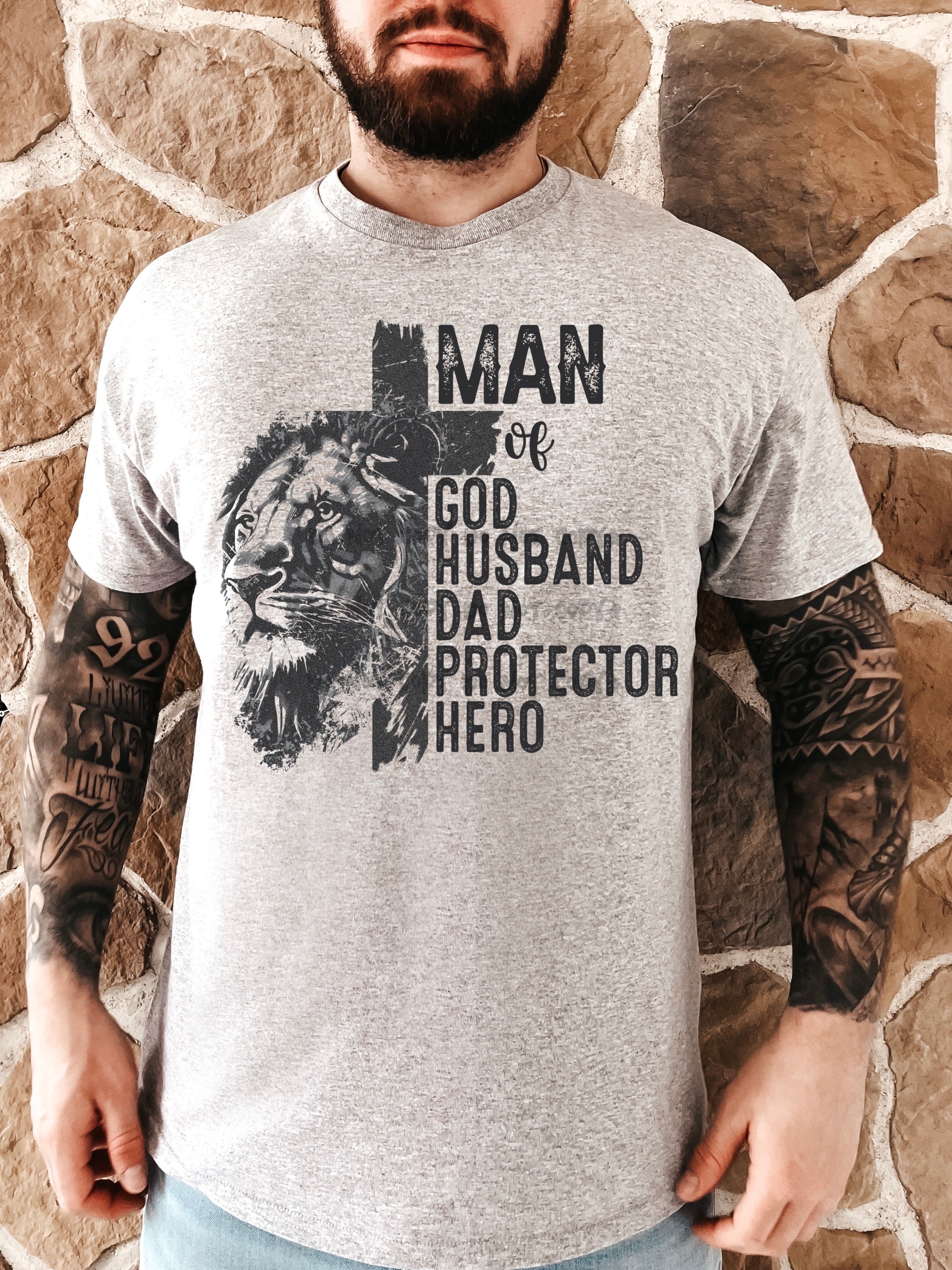 Man of God husband dad protector hero-cross lion-DTF – ABIDesignstore