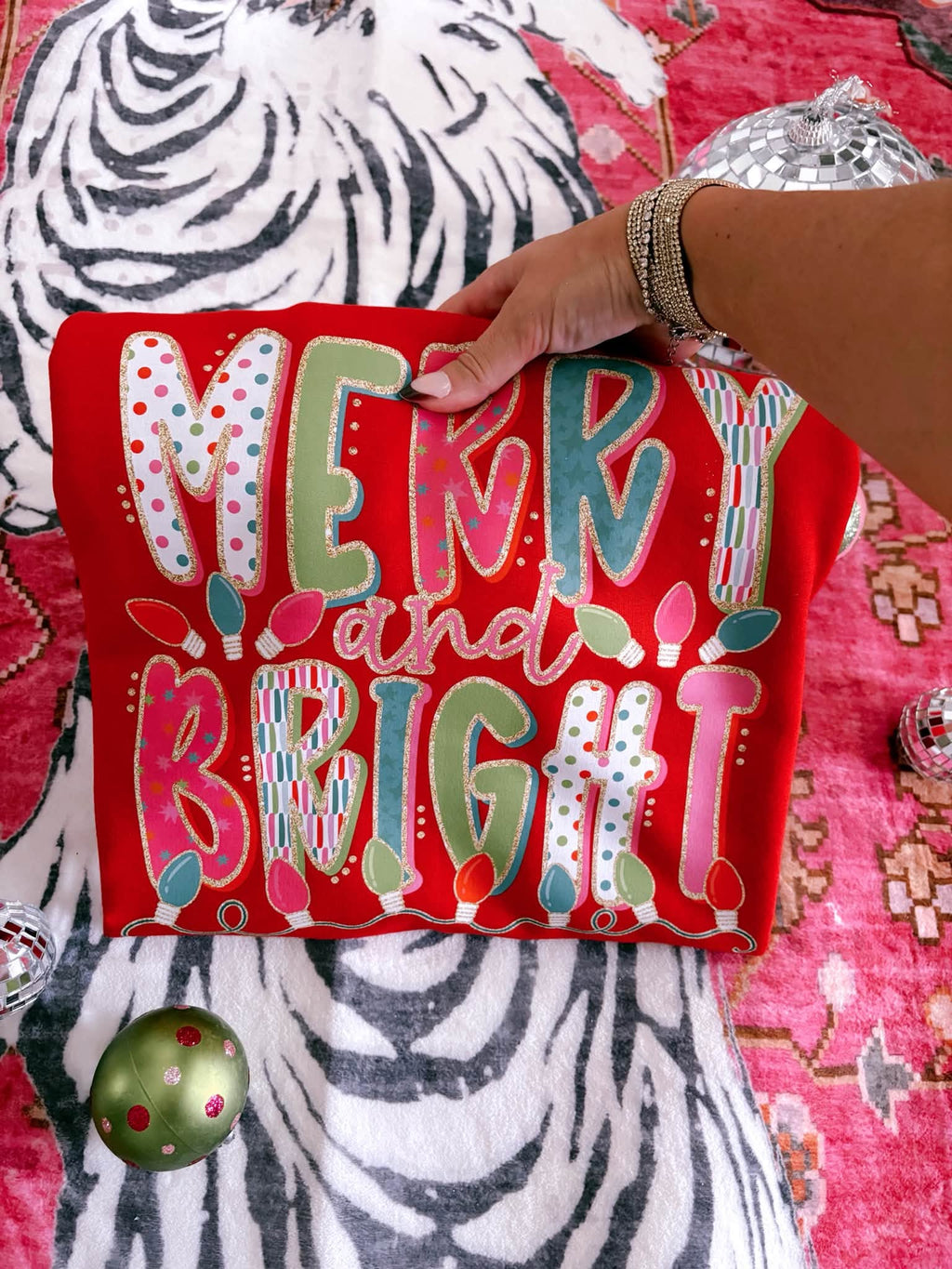 Merry and Bright -DTF