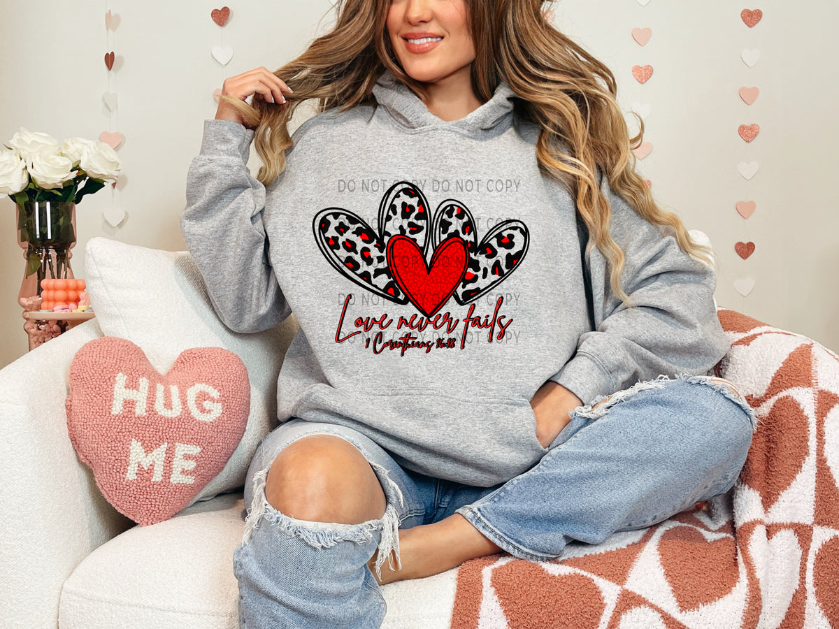 Love Never Fails Leopard Hearts - DTF