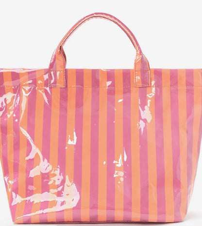 Embroidered bag