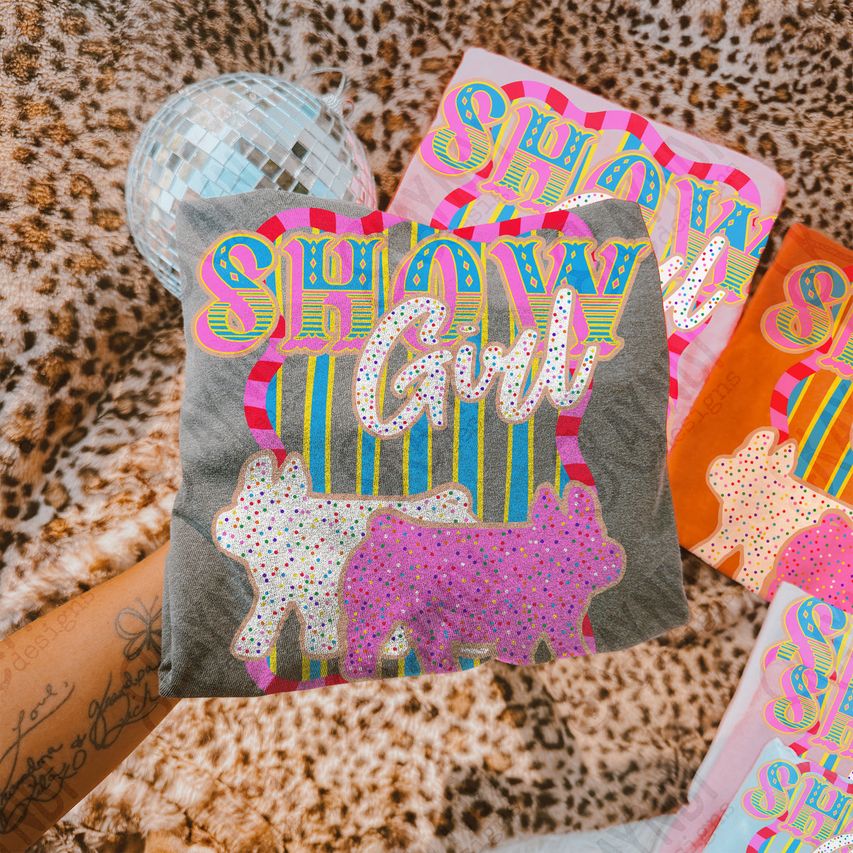 Show Girl Pig -DTF&UV
